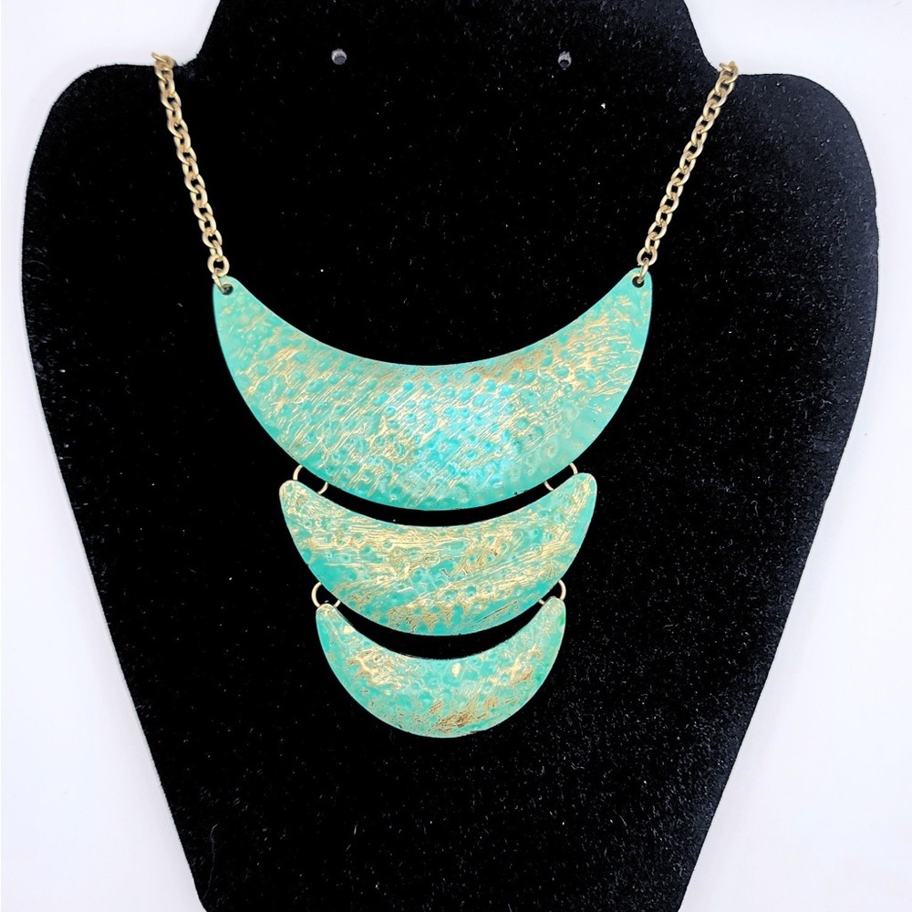 VINTAGE | Crescent Turquoise-tone Hammered Metal Bib Statement Artisan Necklace